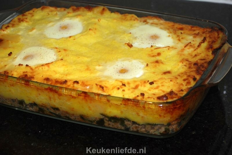Spinazie ovenschotel met gehakt en ei