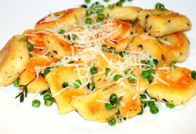 Homemade gnocchi met doperwten