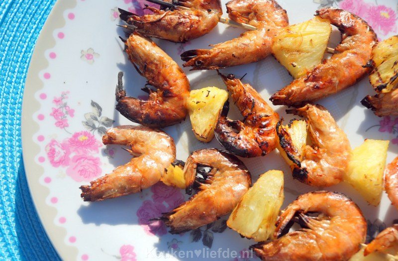 Garnalenspies met verse ananas