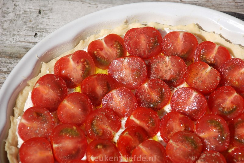 Tomatentaart met geitenkaas