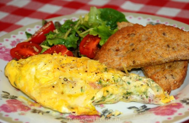Ham-kaas omelet uit een zak