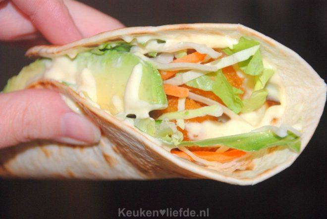 Tortilla wraps met krokante vissticks