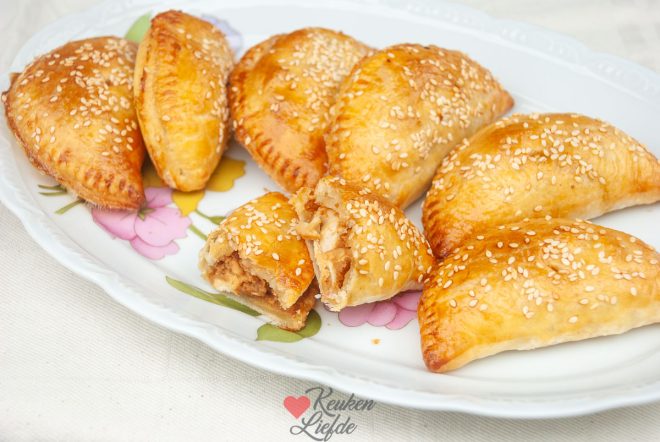 Kipsaté broodjes
