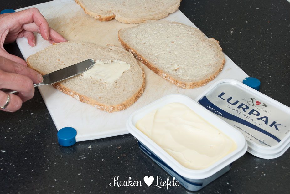 Lurpak - oventosti met gehakt en paprik