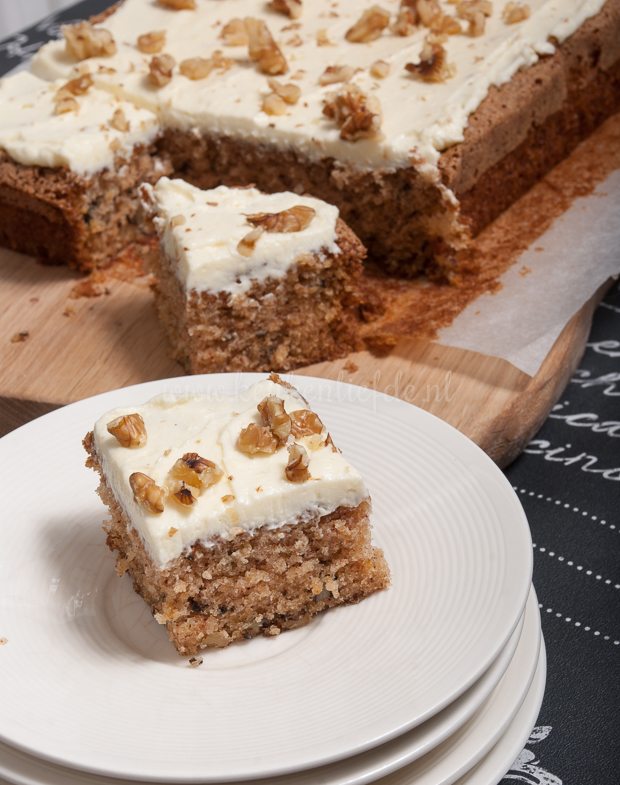 Pompoencake met roomkaasglazuur