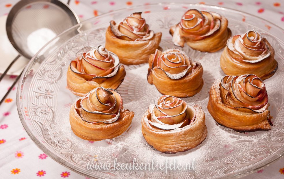 appelroosjes van bladerdeeg