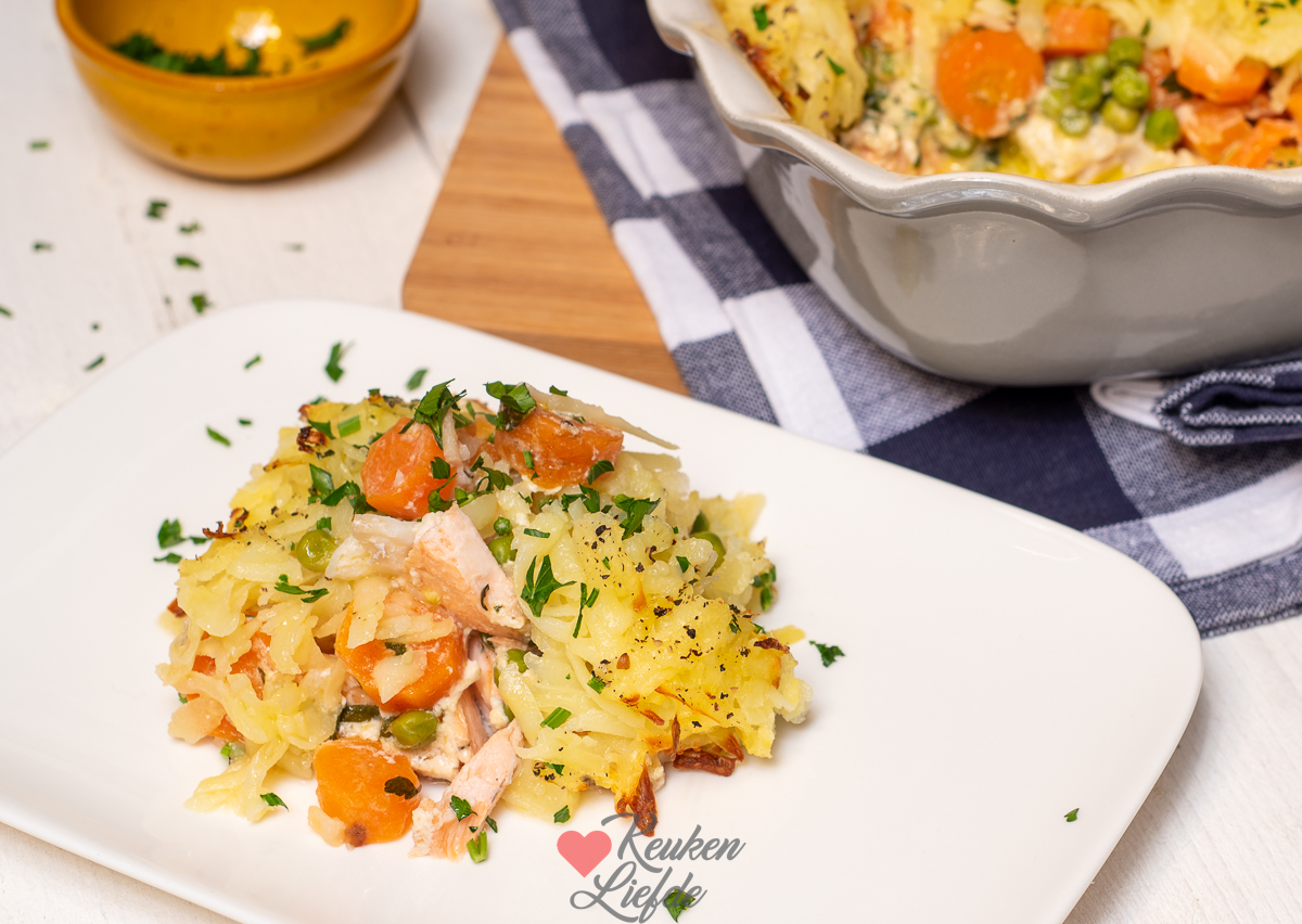 Rösti-ovenschotel met vis en wortel Rösti-ovenschotel met vis en wortel