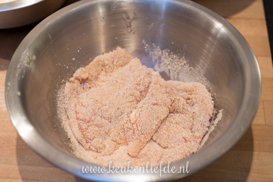Zelfgemaakte kipschnitzel