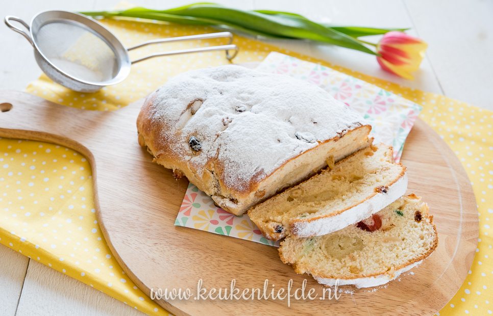 Paasstol met amandelspijs