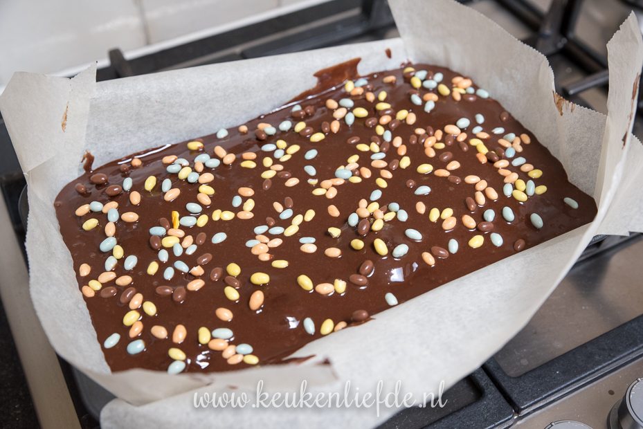 Brownie met ganache en paaseitjes