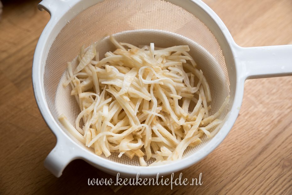 Selderijsalade met ham en bieslook