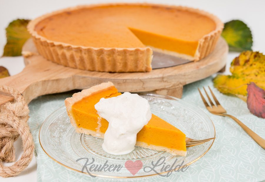 Pompoentaart (pumpkin pie)