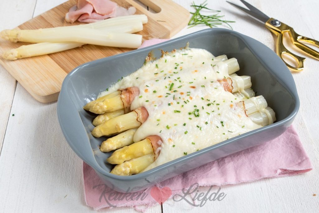 Aspergegratin met beenham