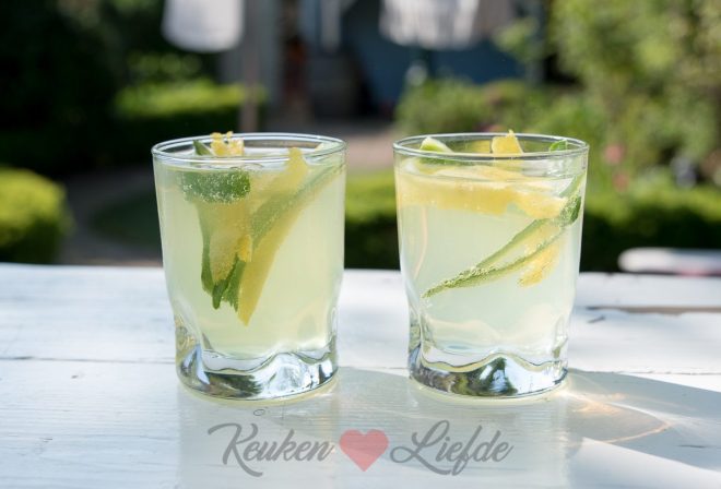 Limoncello cocktail