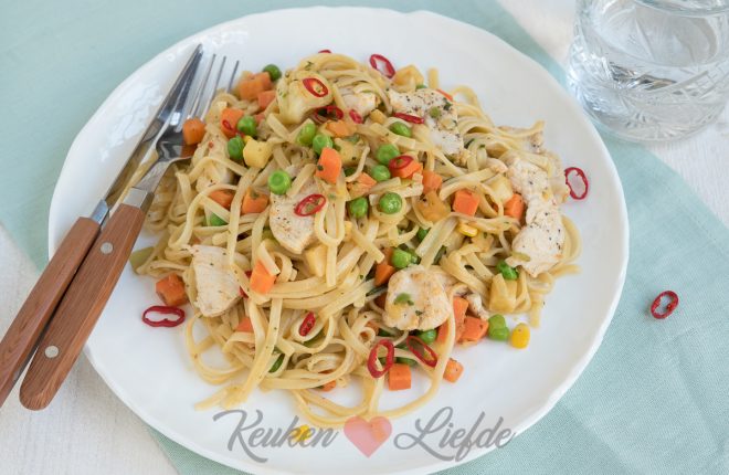 Snelle bami met kip