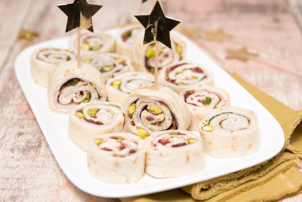 Wraprolletje met kalkoenfilet, roomkaas en cranberry