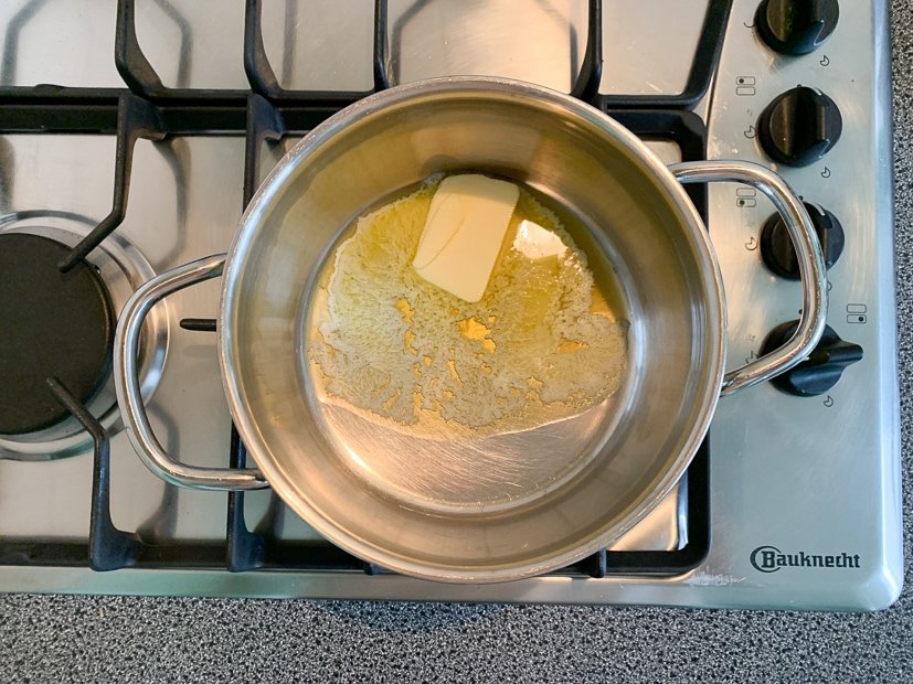 Witlofovenschotel met gehakt en kaassaus