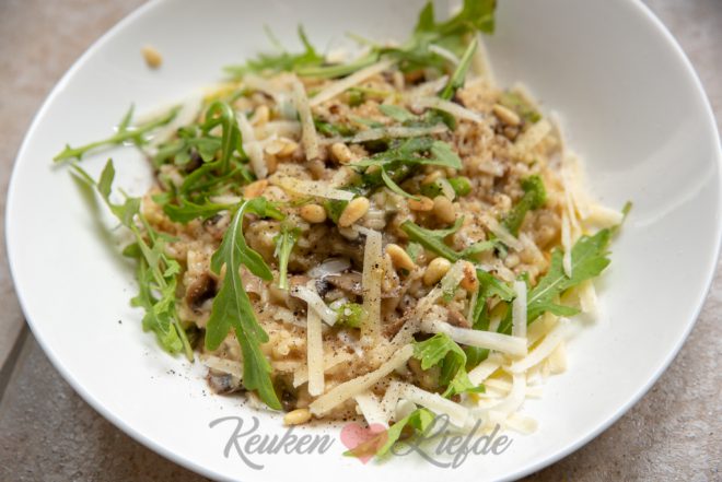 Risotto met champignons en groene asperge