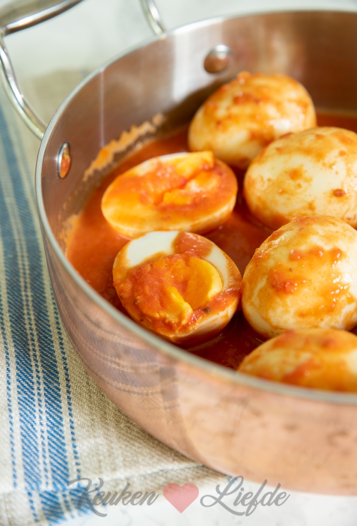 Sambal goreng telor (eieren in pittige saus) Sambal goreng telor (eieren in pittige saus)