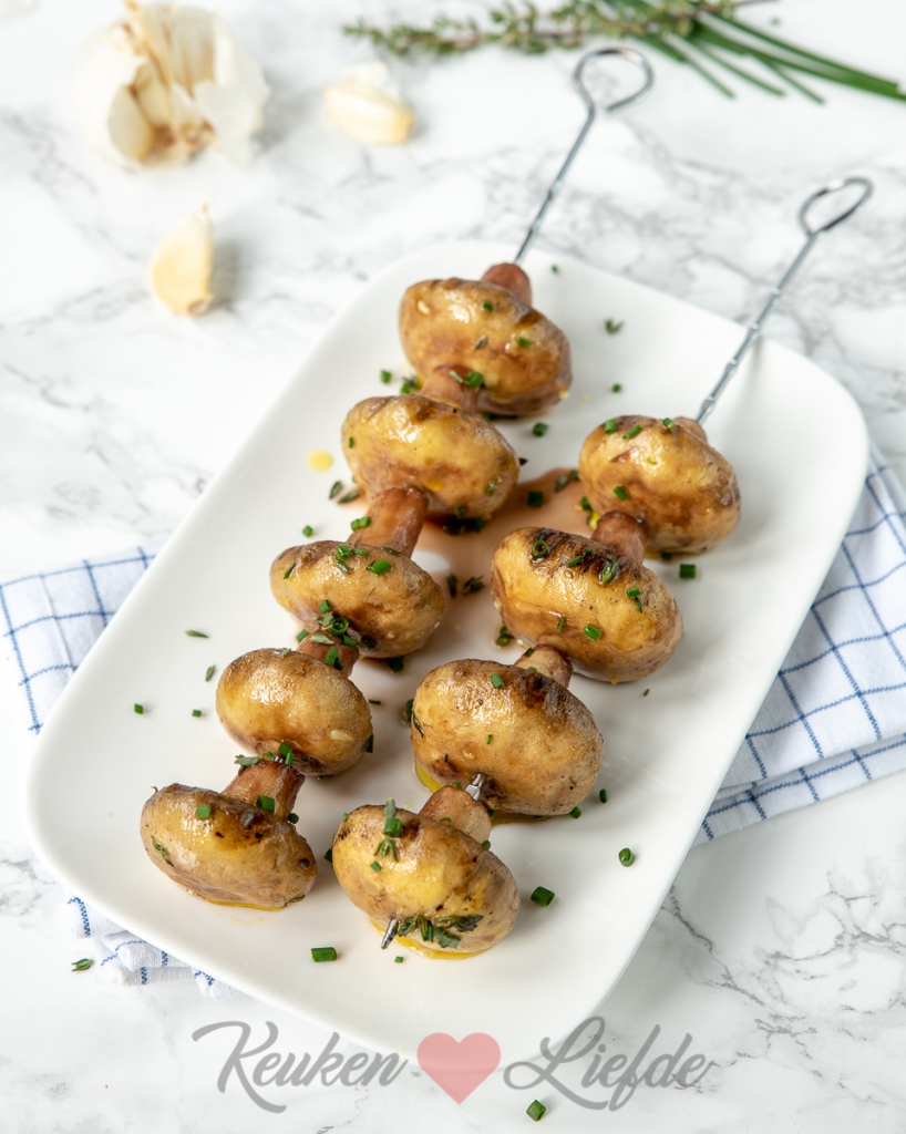 Champignon spies Champignon spies