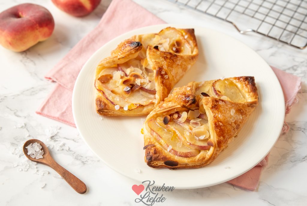 Bladerdeeg perzik flappen