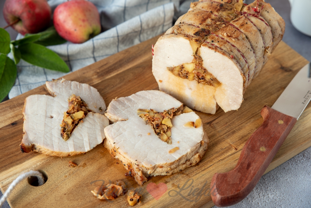 Gevulde rollade uit de oven Gevulde rollade uit de oven