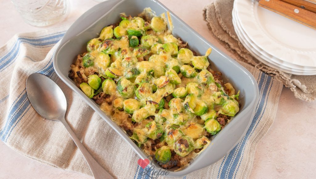 Spruitjes ovenschotel met gehakt