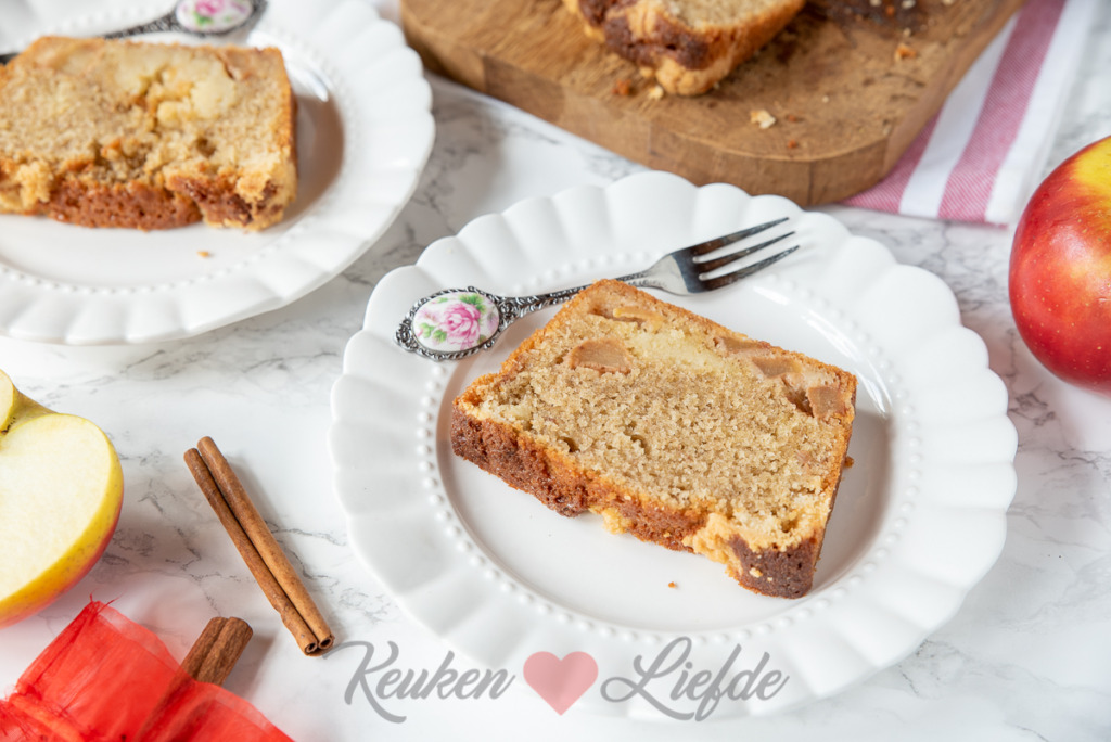 Appel kaneel kruimelcake
