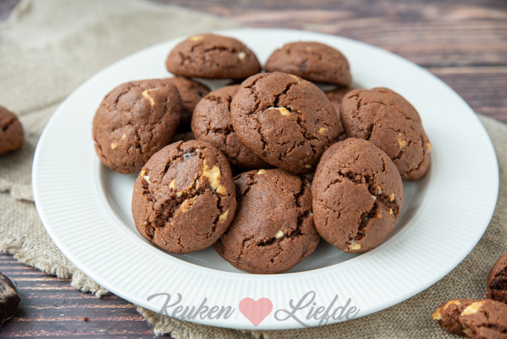 Double chocolate chip cookies Double chocolate chip cookies