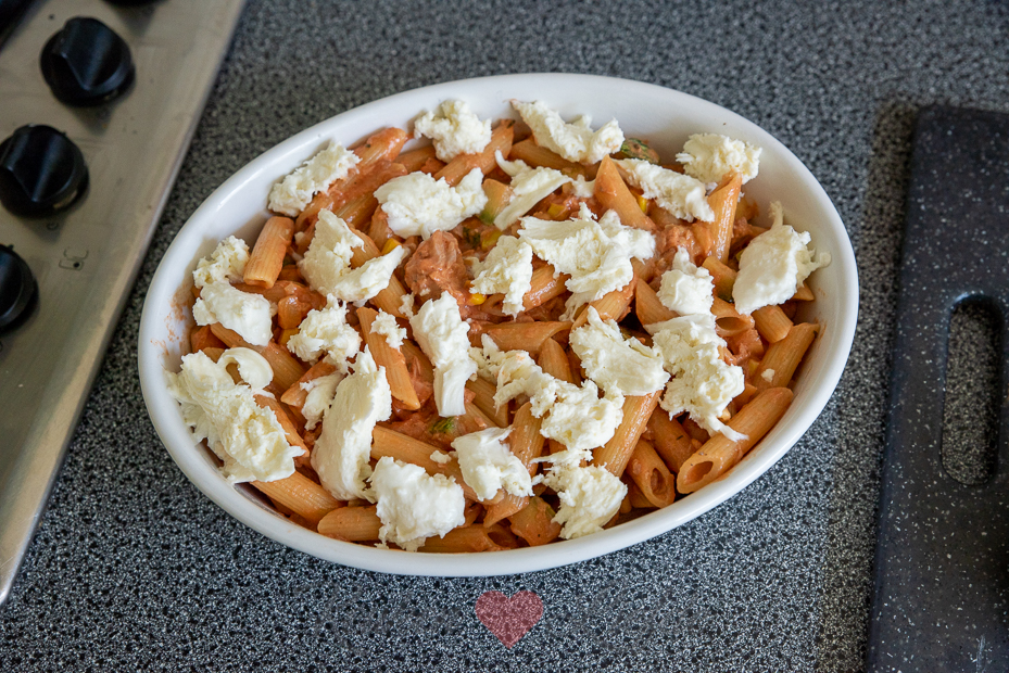 Pasta gratin met courgette en tonijn