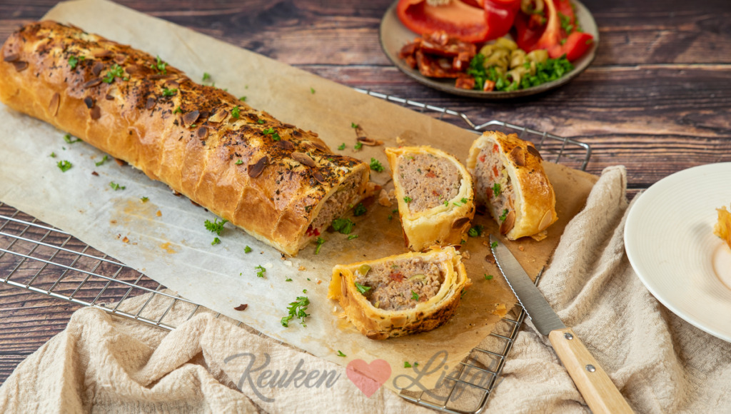 Hartige banketstaaf met gehakt Hartige banketstaaf met gehakt