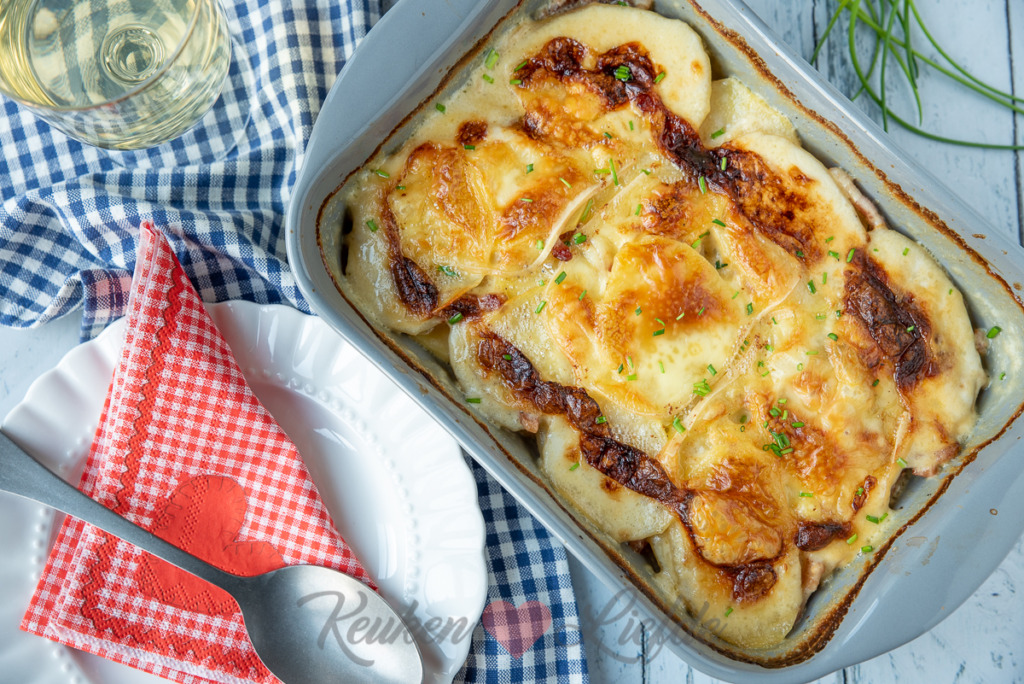 Aardappelgratin met spekjes en raclettekaas