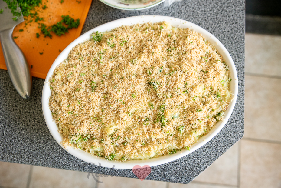 Rodekoolschotel met gehakt en puree