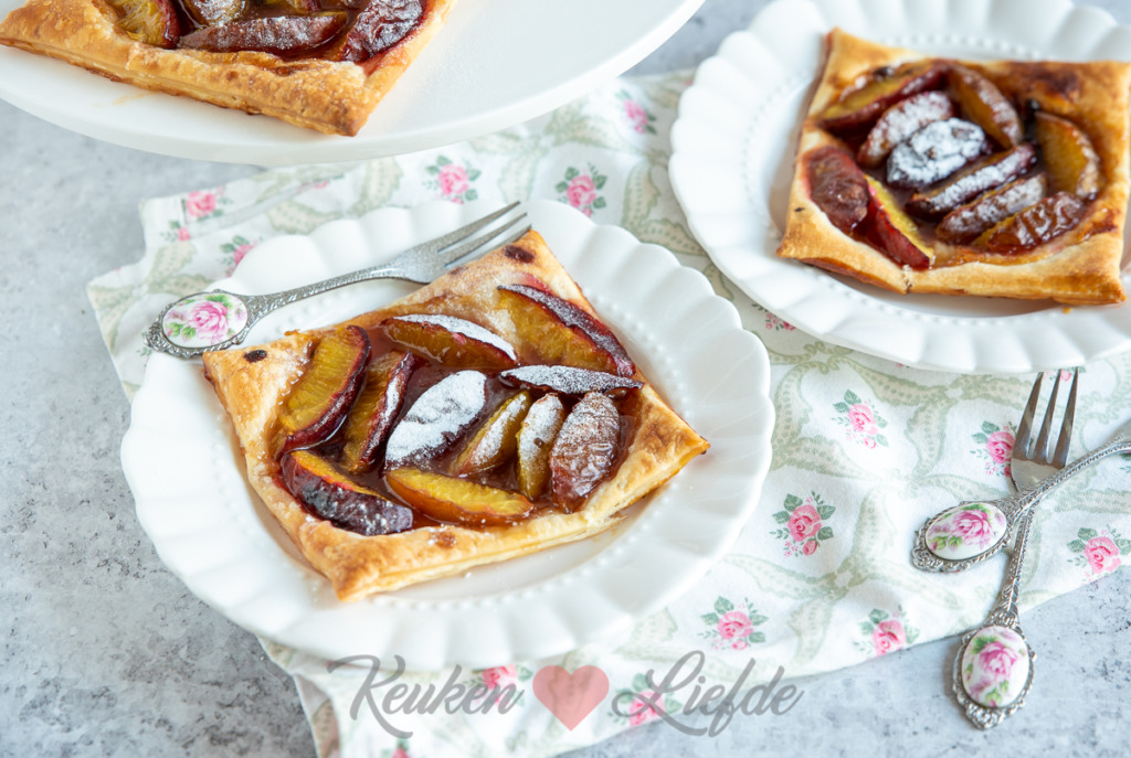 Snelle pruimentaartjes