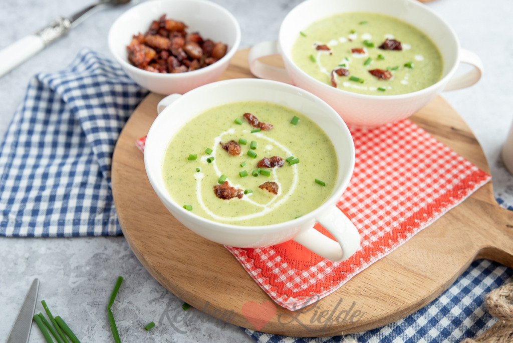 Romige courgettesoep met spekjes