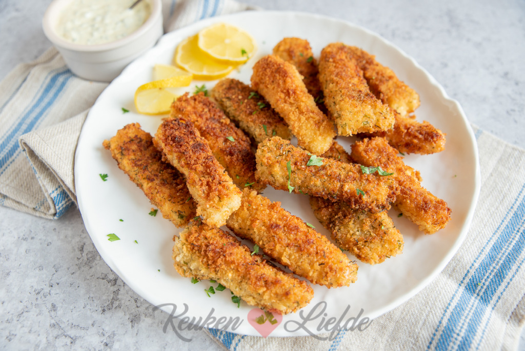 Zelfgemaakte vissticks (oven en koekenpan)