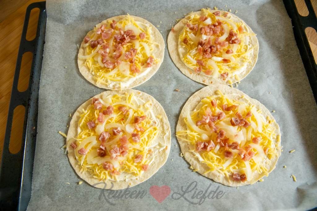 Flammkuchen wraps Flammkuchen wraps