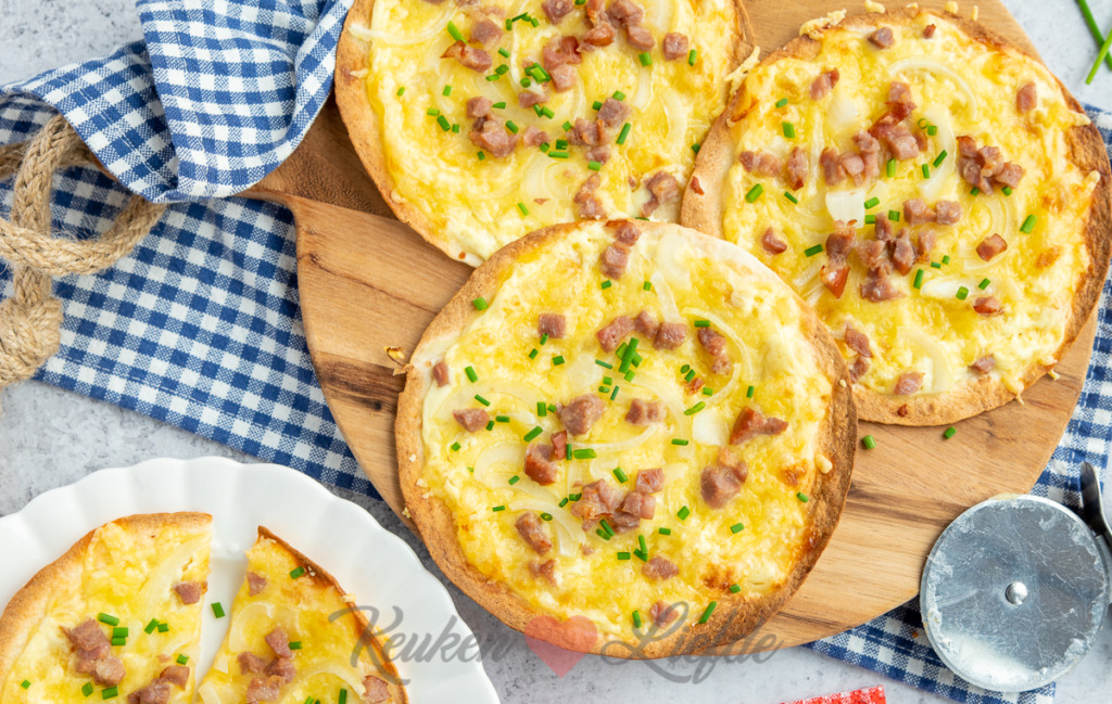 Flammkuchen wraps Flammkuchen wraps