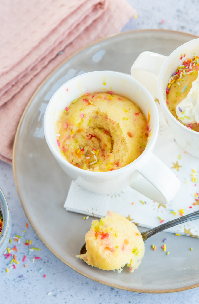 Confetti mug cake Confetti mug cake