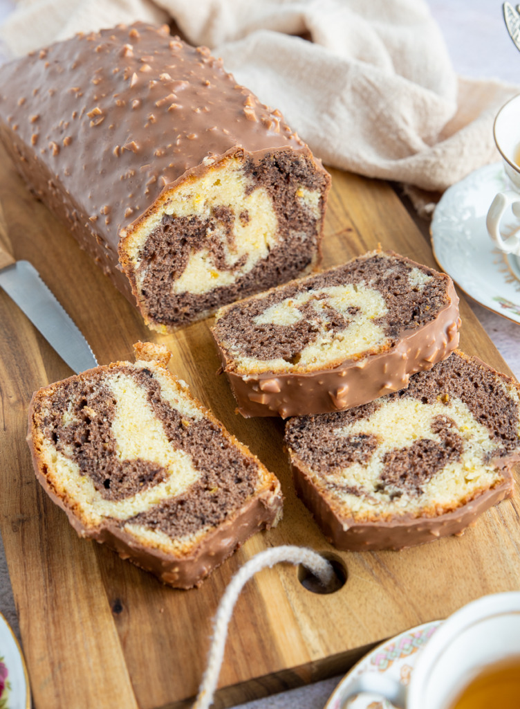 Marmercake met chocoladeglazuur Marmercake met chocoladeglazuur