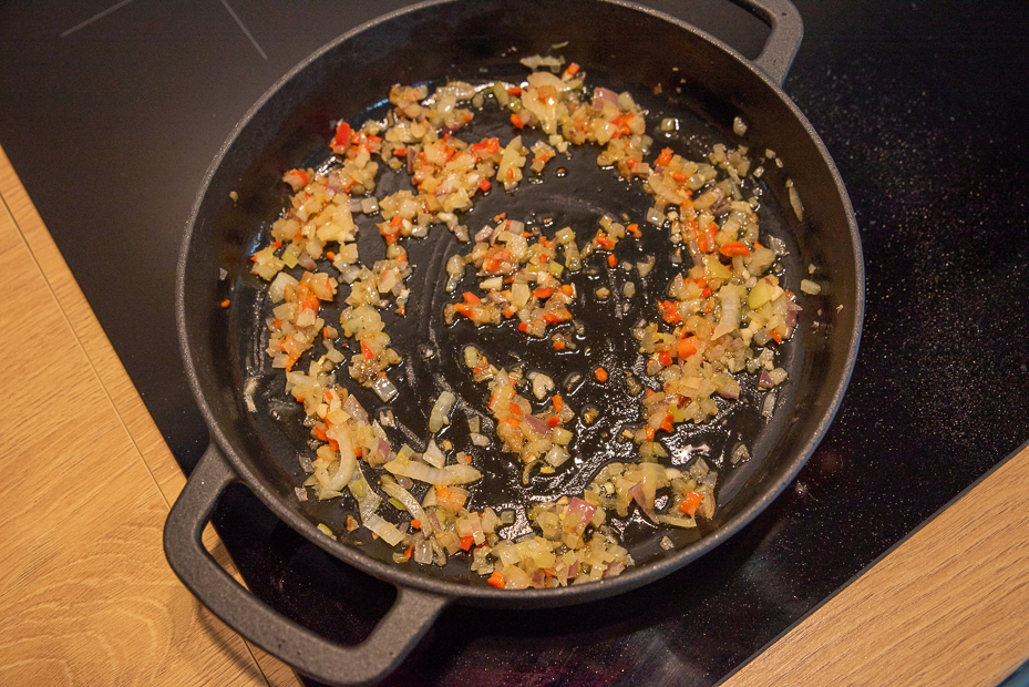 Shakshuka met aubergine en feta Shakshuka met aubergine en feta