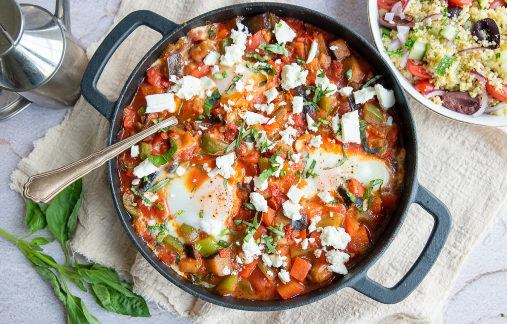 Shakshuka met aubergine en feta