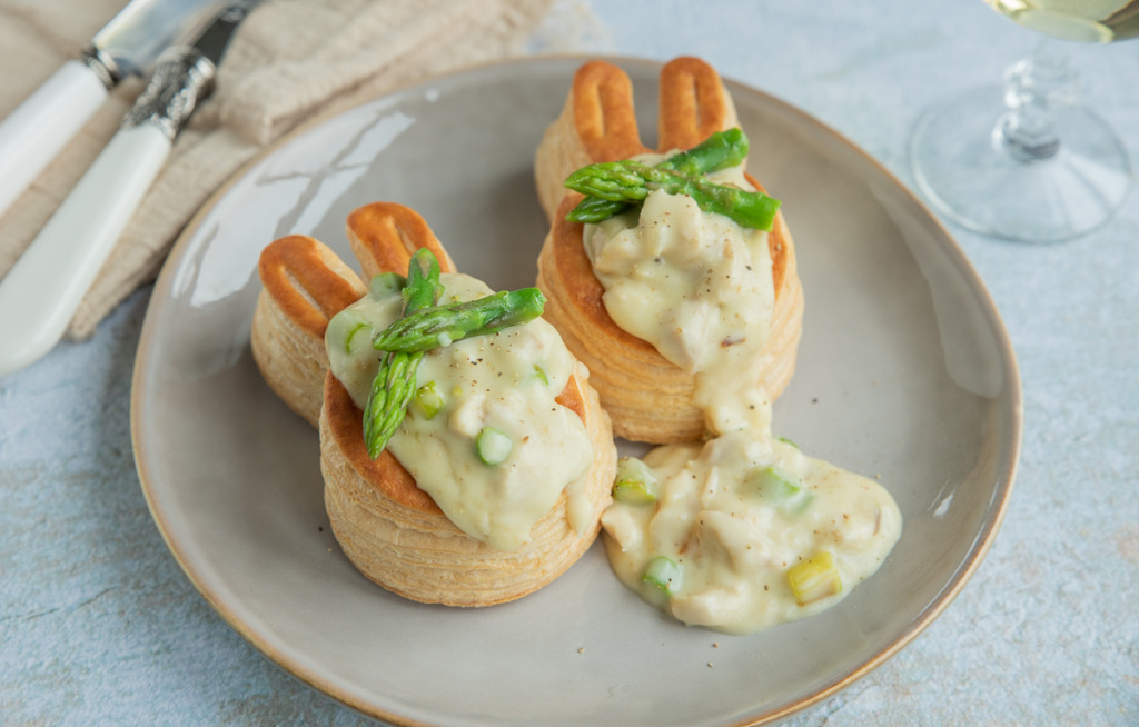 Pasteitje met kipragout en aspergetips