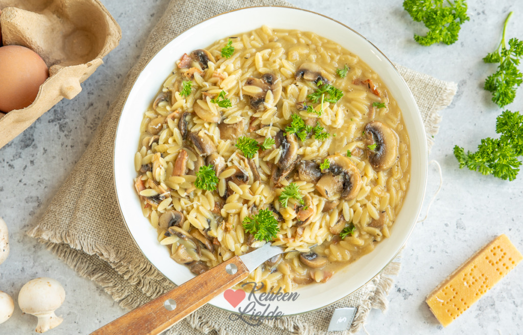 Risoni carbonara met champignons