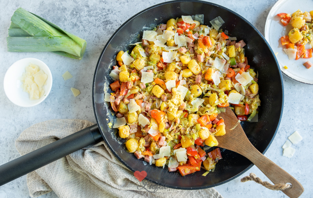 Krieltjes carbonara met prei en ham