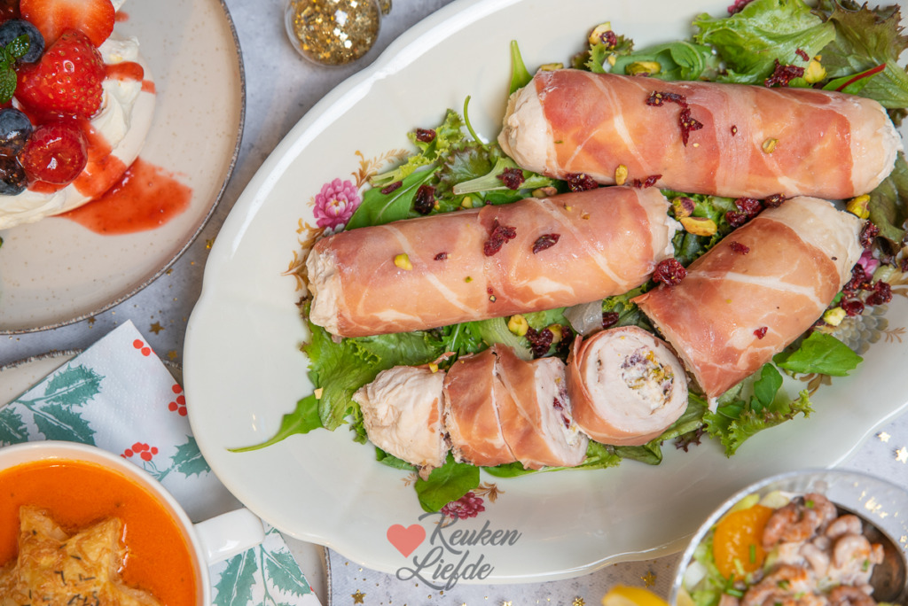 Gevulde kiprollade met cranberry en pistache