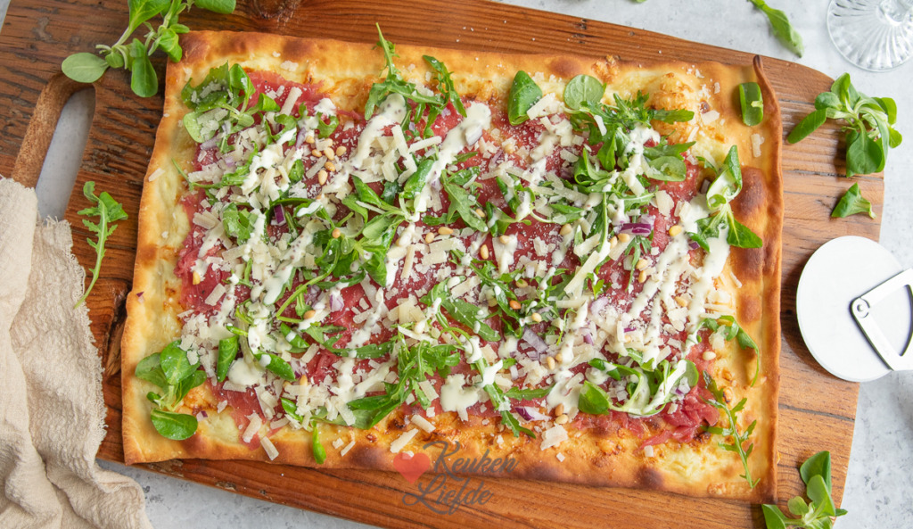 Flammkuchen carpaccio Flammkuchen carpaccio