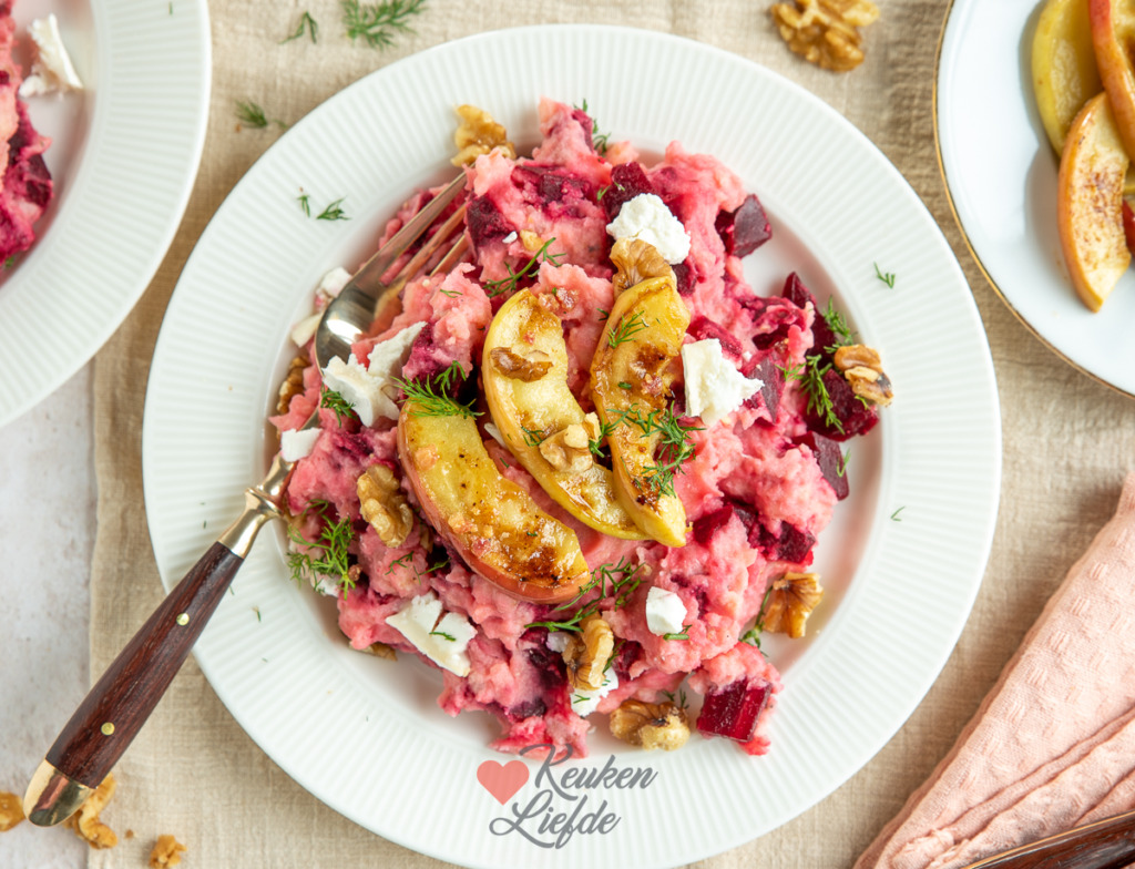 Bietenstamppot met appel en spekjes Bietenstamppot met appel en spekjes