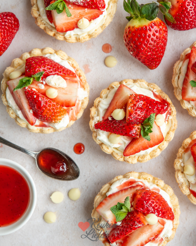 Aardbeiengebakjes Aardbeiengebakjes