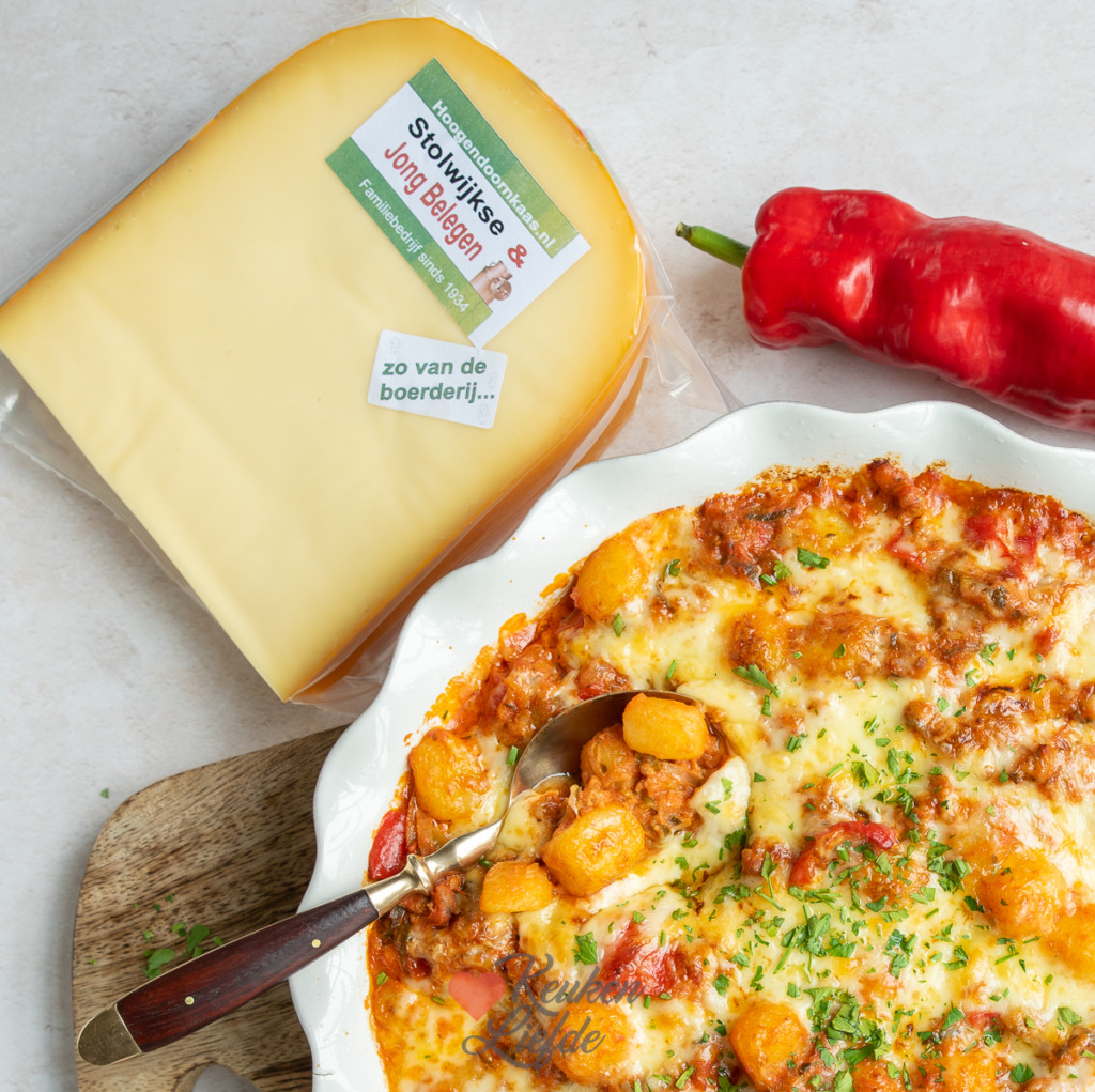 Ovenschotel met krieltjes en gehakt Ovenschotel met krieltjes en gehakt